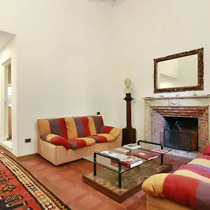 Bed & Breakfast Pergola House