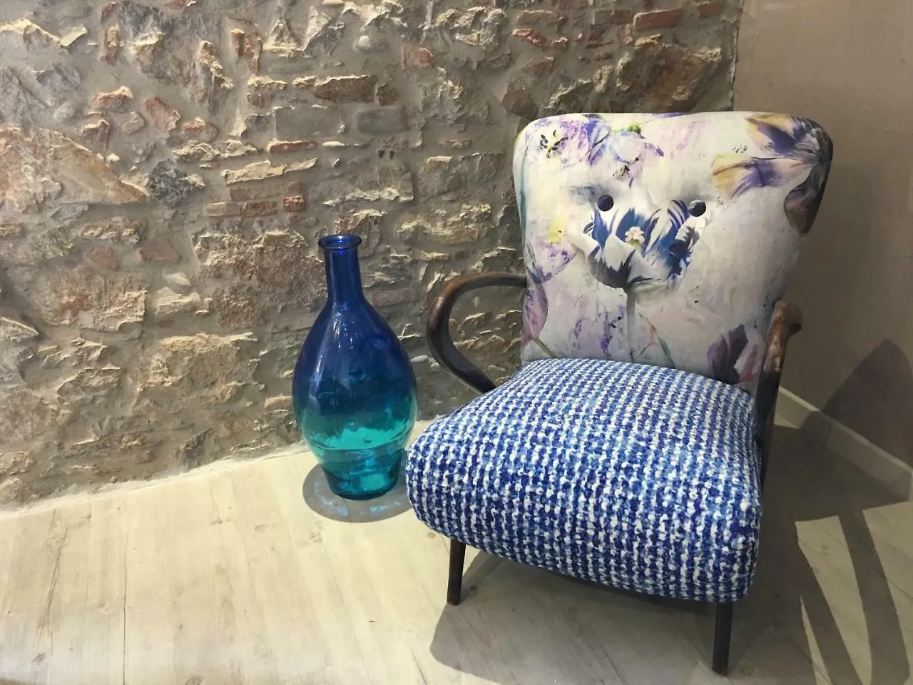 *** Guest house Inside The Wall Lucca Italy